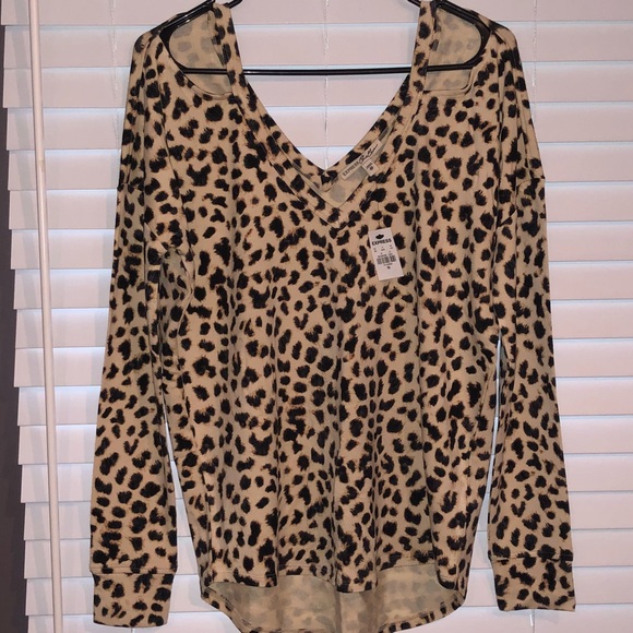 Express Leopard Top - Picture 3 of 4